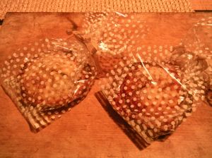 mince pies, gift-wrapped! 