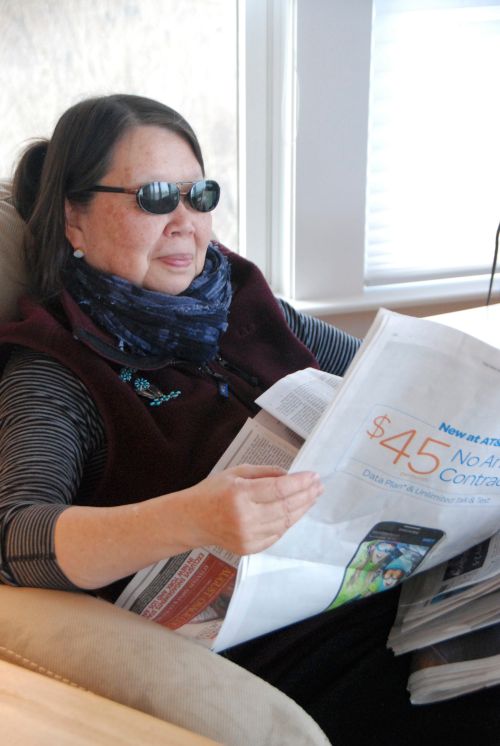 K in dark glasses for Bonnie